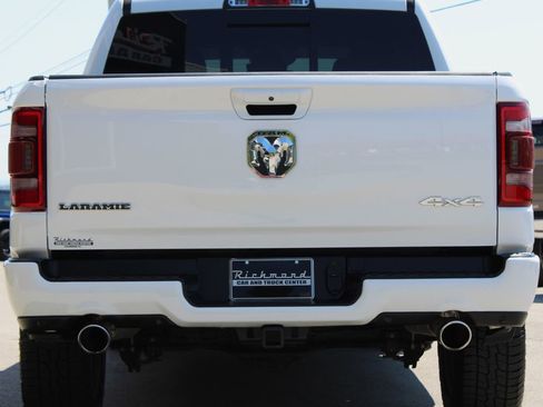 Used 2022 RAM 1500 Laramie AWD/4WD image 19