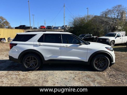 New 2026 Ford Explorer ST w/ Sun And Sound Package RWD image 8