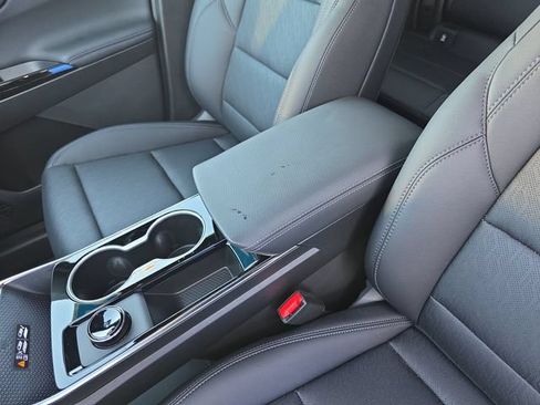 Certified 2026 Chevrolet Equinox LT w/ Convenience Package II FWD image 20