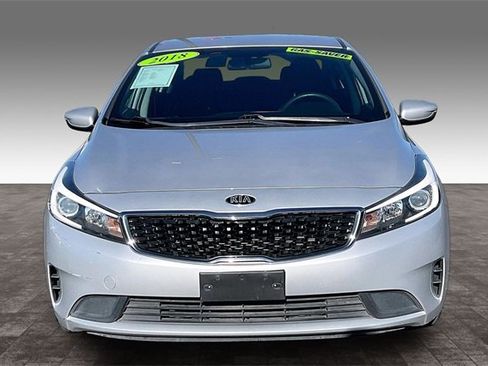 Used 2018 Kia Forte LX image 3