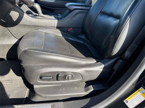 Used 2019 GMC Acadia SLT image 21