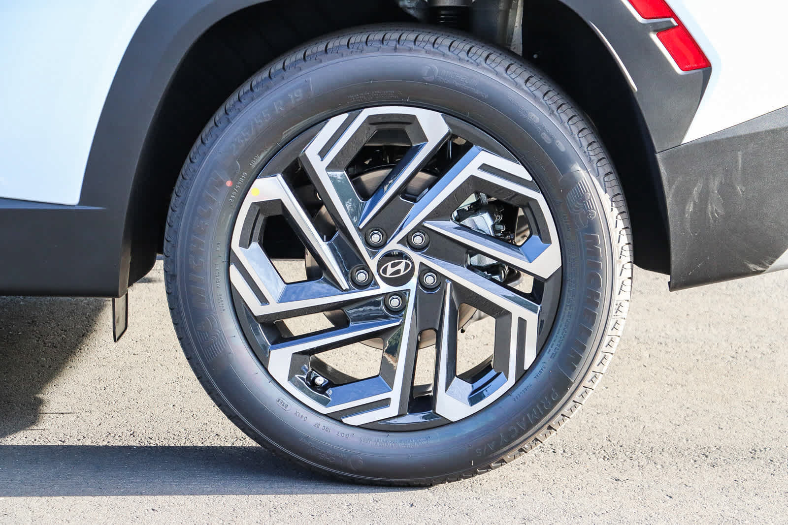 New 2026 Hyundai Tucson Limited AWD/4WD image 12