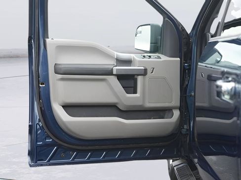Used 2019 Ford F150 XLT w/ Equipment Group 302A Luxury RWD image 29