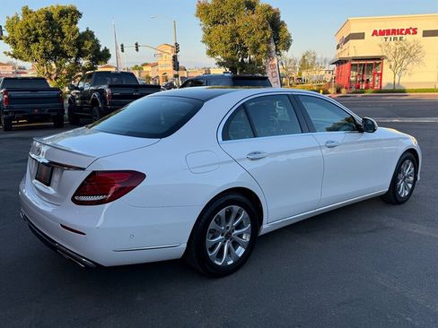 Used 2018 Mercedes-Benz E 300 image 12
