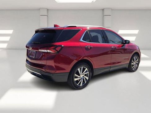 Used 2023 Chevrolet Equinox Premier image 5