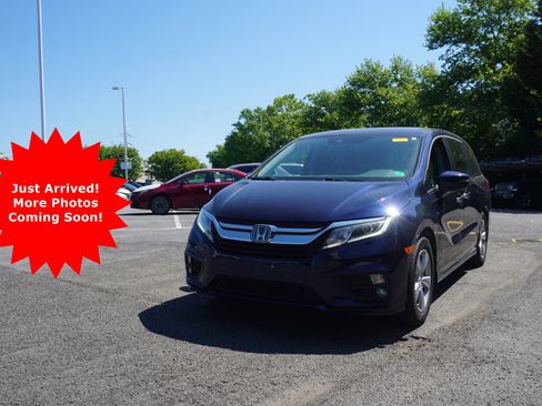 Used 2019 Honda Odyssey EX image 1