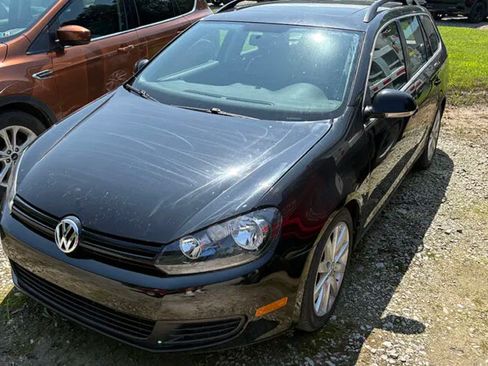 Used 2011 Volkswagen Jetta TDI FWD image 1