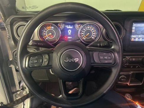 Used 2022 Jeep Wrangler Unlimited Sport AWD/4WD image 16