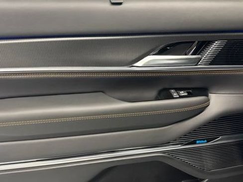 New 2026 Jeep Grand Wagoneer Summit AWD/4WD image 24