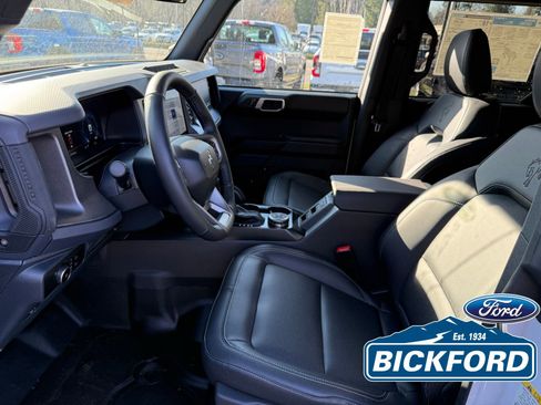 New 2025 Ford Bronco Badlands AWD/4WD image 12