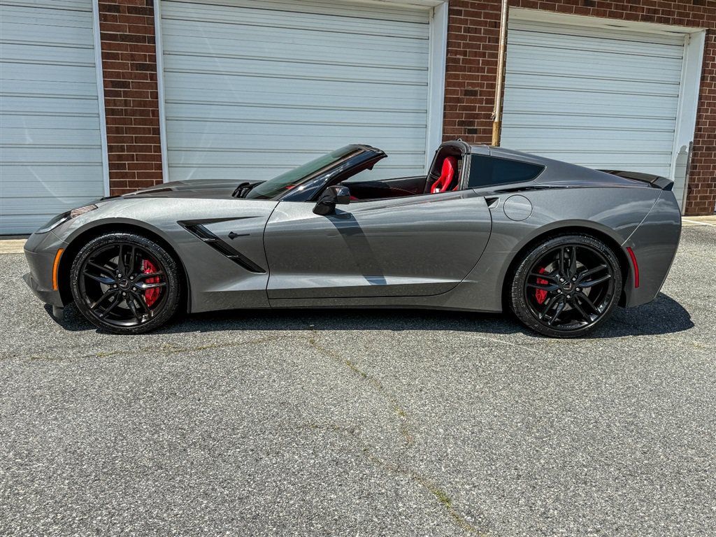 Used 2016 Chevrolet Corvette Stingray Coupe RWD image 23
