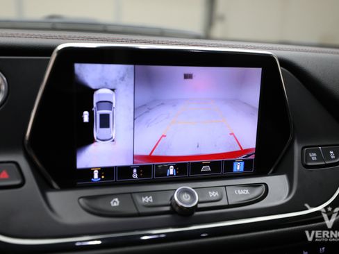 Used 2020 Chevrolet Blazer RS FWD image 33