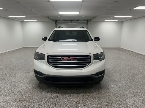 Used 2017 GMC Acadia SLE w/ Driver Alert Package I AWD/4WD image 3