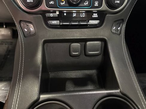 Used 2016 Chevrolet Suburban LT AWD/4WD image 21