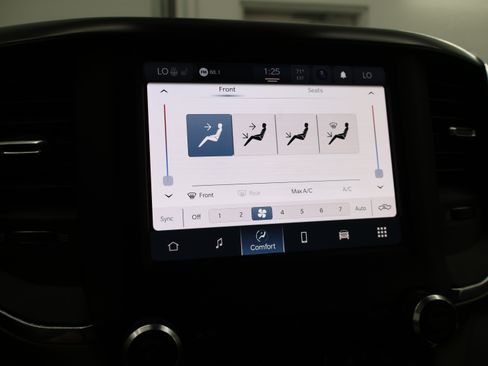 Used 2022 RAM 1500 Laramie AWD/4WD image 48