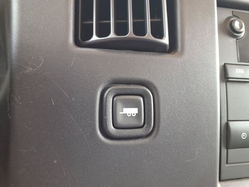Used 2019 GMC Savana 3500 w/ Power Convenience Package RWD image 7