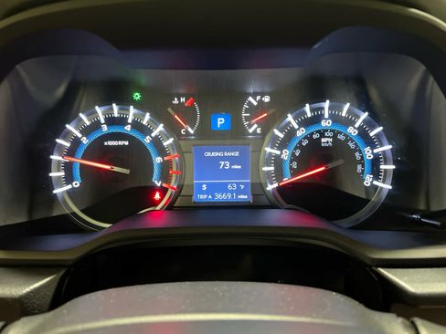 Used 2016 Toyota 4Runner SR5 Premium w/ Convenience Package image 24