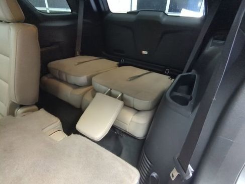 Used 2014 Ford Explorer Limited image 26