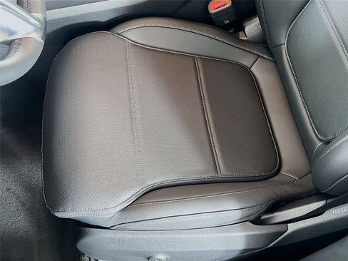 New 2026 Mercedes-Benz GLC 300 4MATIC image 19