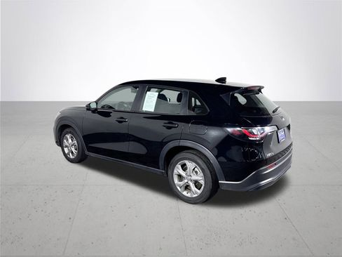 Certified 2025 Honda HR-V LX image 9