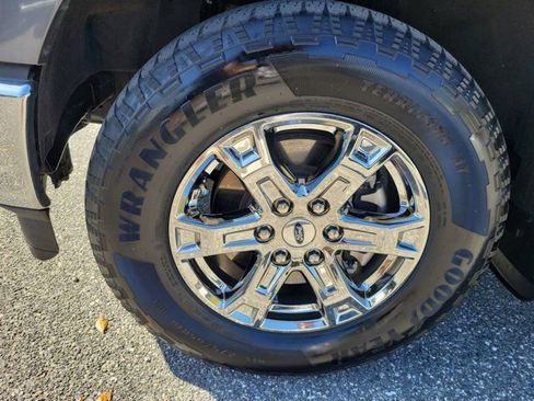 Used 2023 Ford F150 Lariat image 17