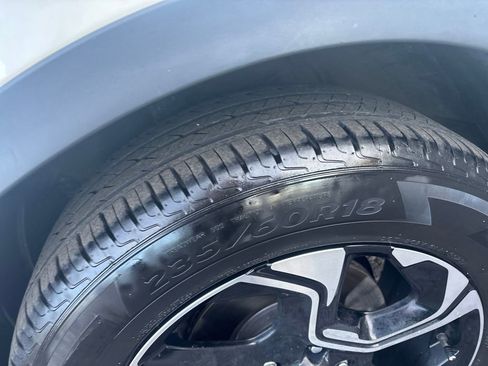 Used 2018 Honda CR-V Touring image 28