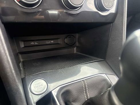 Used 2024 Volkswagen Tiguan S FWD image 31