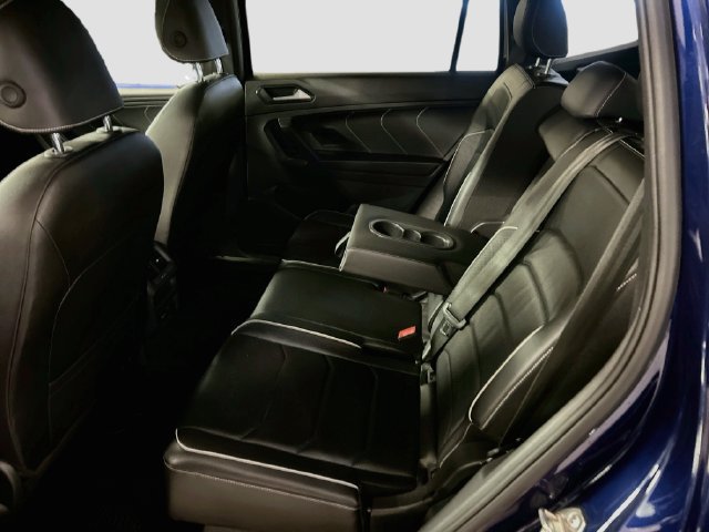 Used 2022 Volkswagen Tiguan SEL R-Line AWD/4WD image 26