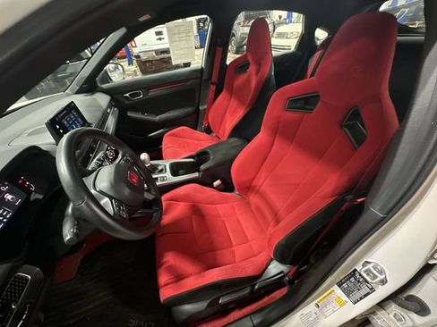 Used 2025 Honda Civic Type R image 17