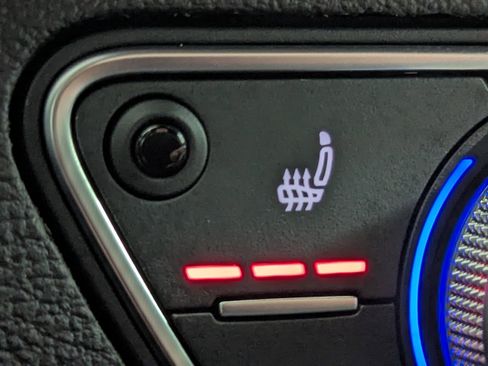 Certified 2025 Audi SQ5 Premium Plus image 19