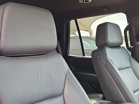 Used 2024 Chevrolet Tahoe LT RWD image 18