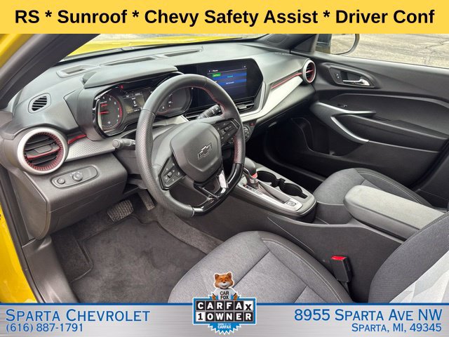 Used 2025 Chevrolet Trax RS w/ Sunroof Package FWD image 15