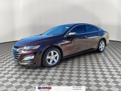 Used 2020 Chevrolet Malibu LS w/ LPO, Convenience Package 1 FWD image 2