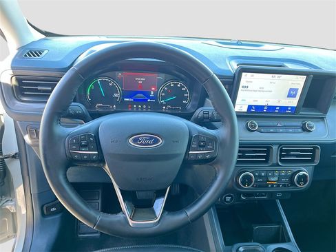 Used 2024 Ford Maverick Lariat w/ Black Appearance Package image 11