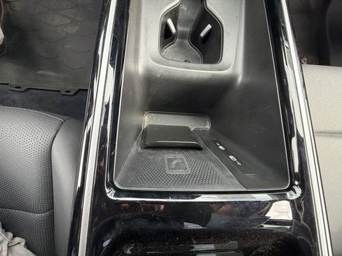 Used 2023 Volkswagen ID.4 Pro S AWD/4WD image 22