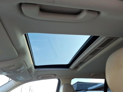 Used 2018 Mercedes-Benz GLE 350 4MATIC image 2