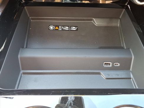 New 2026 Chevrolet Tahoe High Country RWD image 23