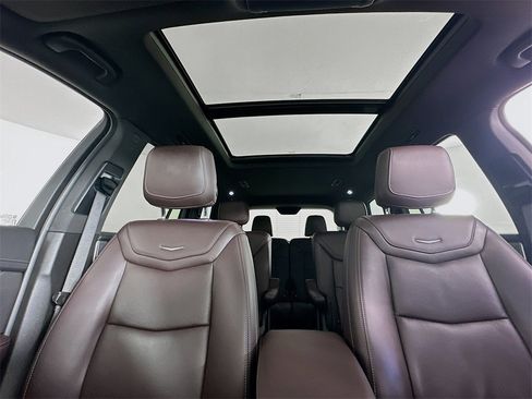 Used 2022 Cadillac XT6 Premium Luxury image 22