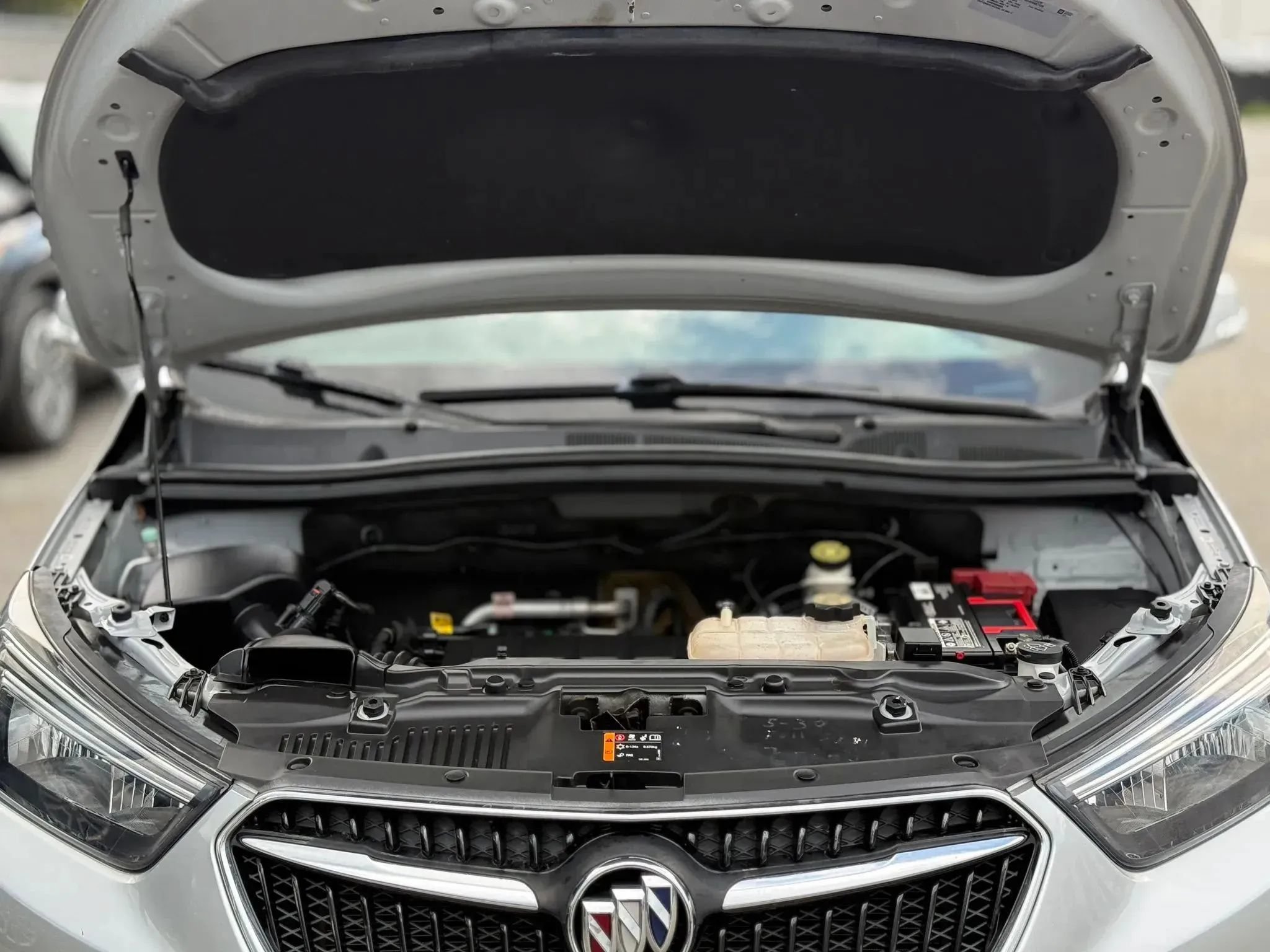 Used 2019 Buick Encore Preferred w/ Safety Package FWD image 29