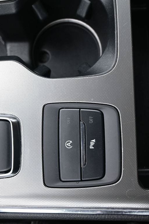 Used 2024 Ford Edge Titanium AWD/4WD image 16