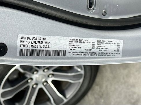 Used 2023 Jeep Grand Wagoneer 4WD image 37