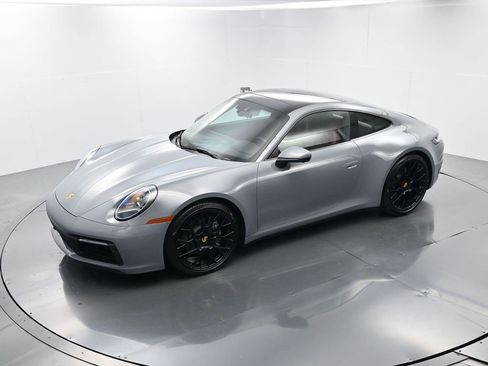 Used 2024 Porsche 911 Carrera image 32