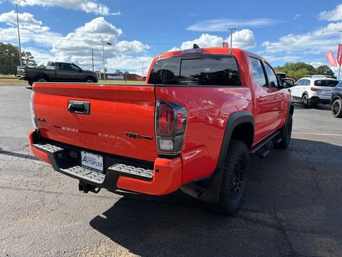Used 2023 Toyota Tacoma TRD Pro AWD/4WD image 7