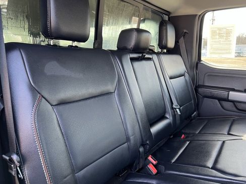 Used 2023 Ford F250 Lariat w/ Chrome Package image 17