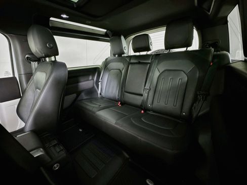 Used 2022 Land Rover Defender 90 X-Dynamic S AWD/4WD image 24