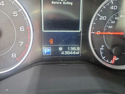 Used 2021 Subaru Ascent Premium AWD/4WD image 11