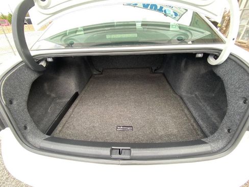 Used 2012 Volkswagen Passat 2.5 SE image 16