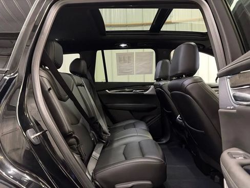 Used 2023 Cadillac XT6 Sport AWD/4WD image 21