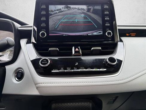 Used 2020 Toyota Corolla SE w/ SE Premium Package image 20