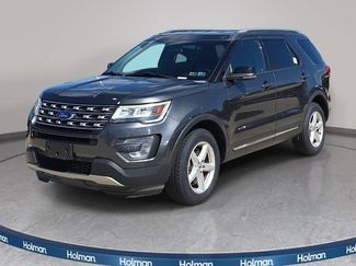Used 2017 Ford Explorer XLT AWD/4WD video 1